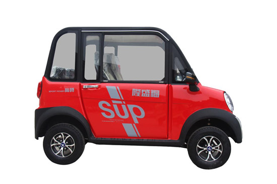 電動轎車圖片